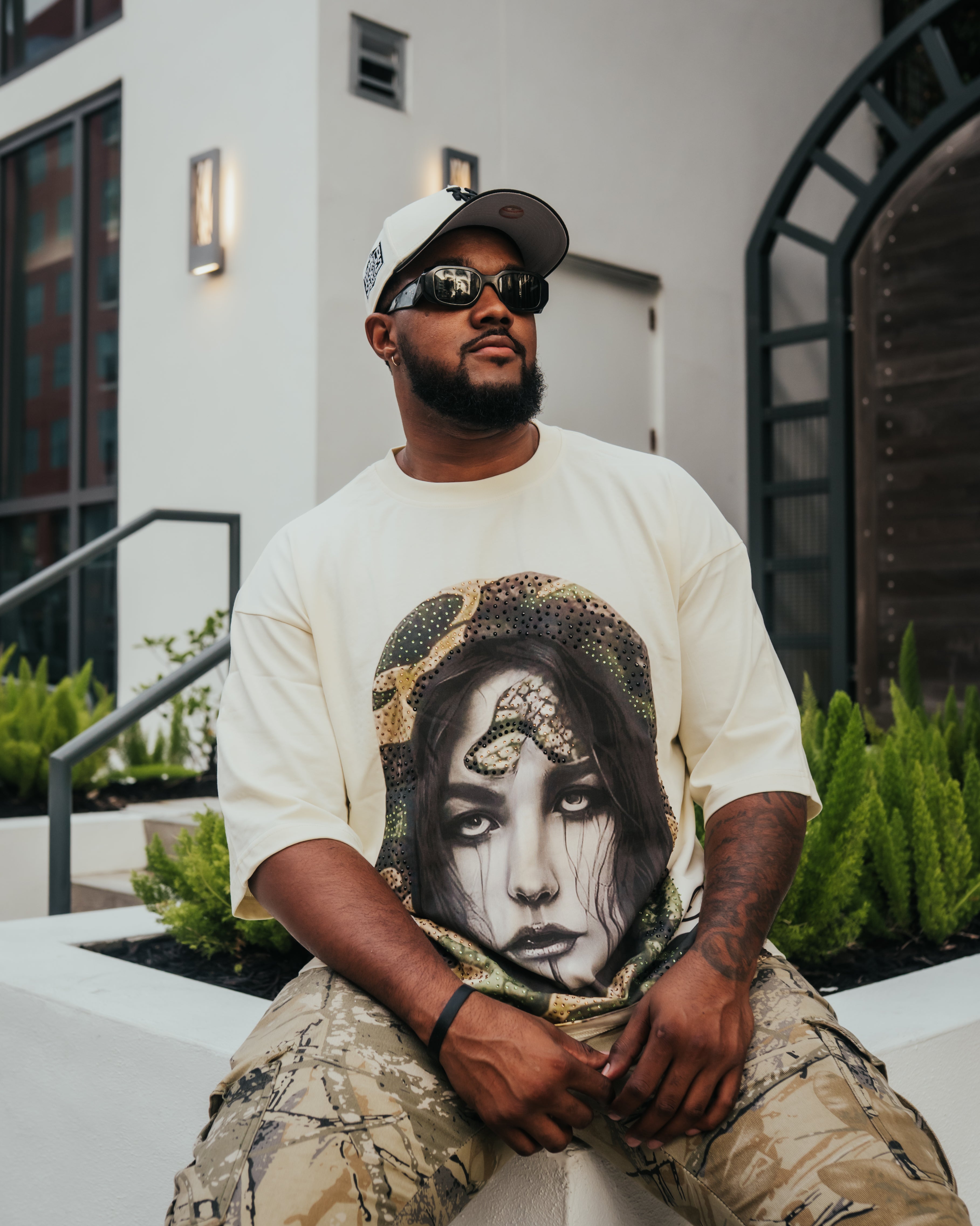 Medusa oversized tee