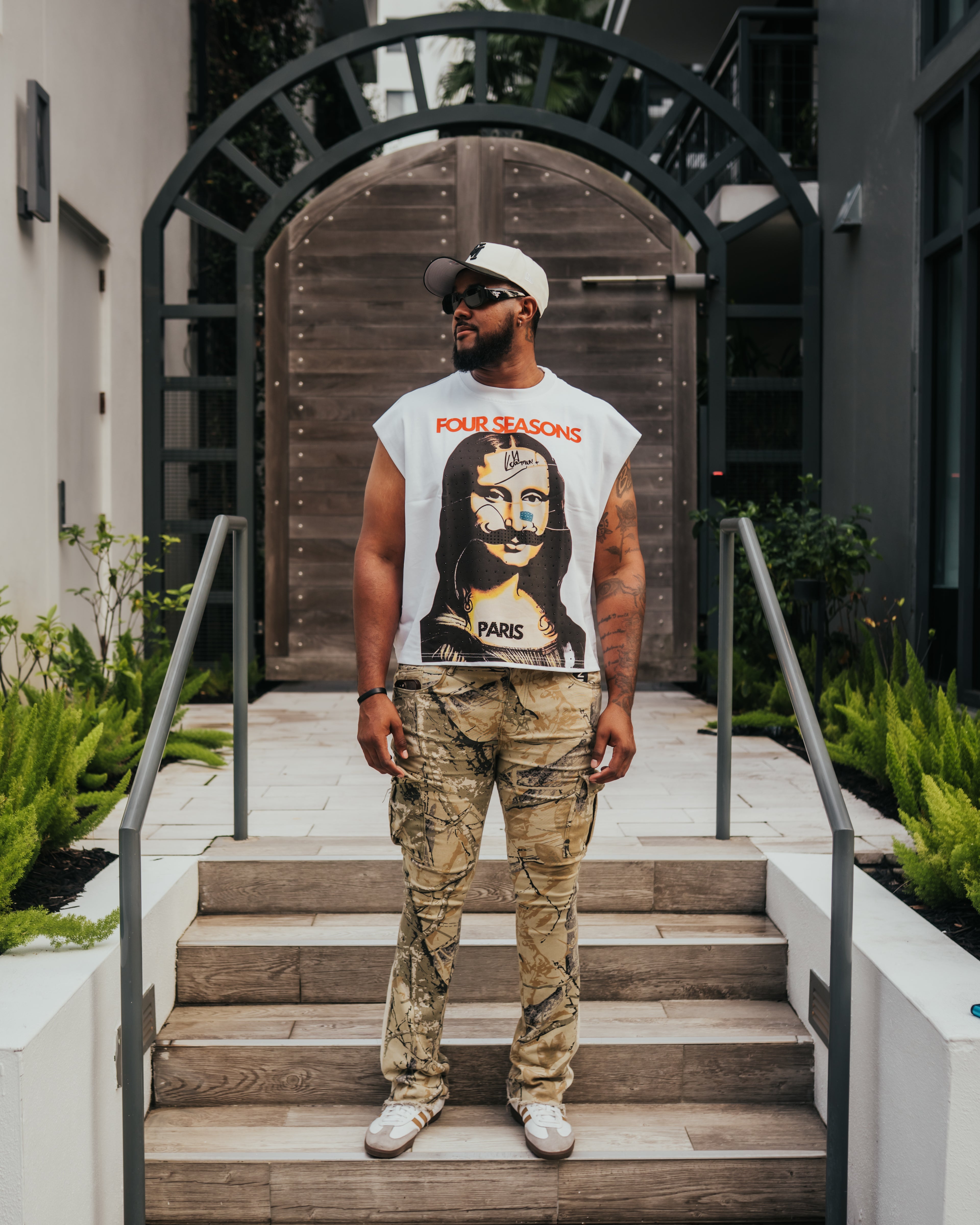 mona lisa cropped muscle shirt