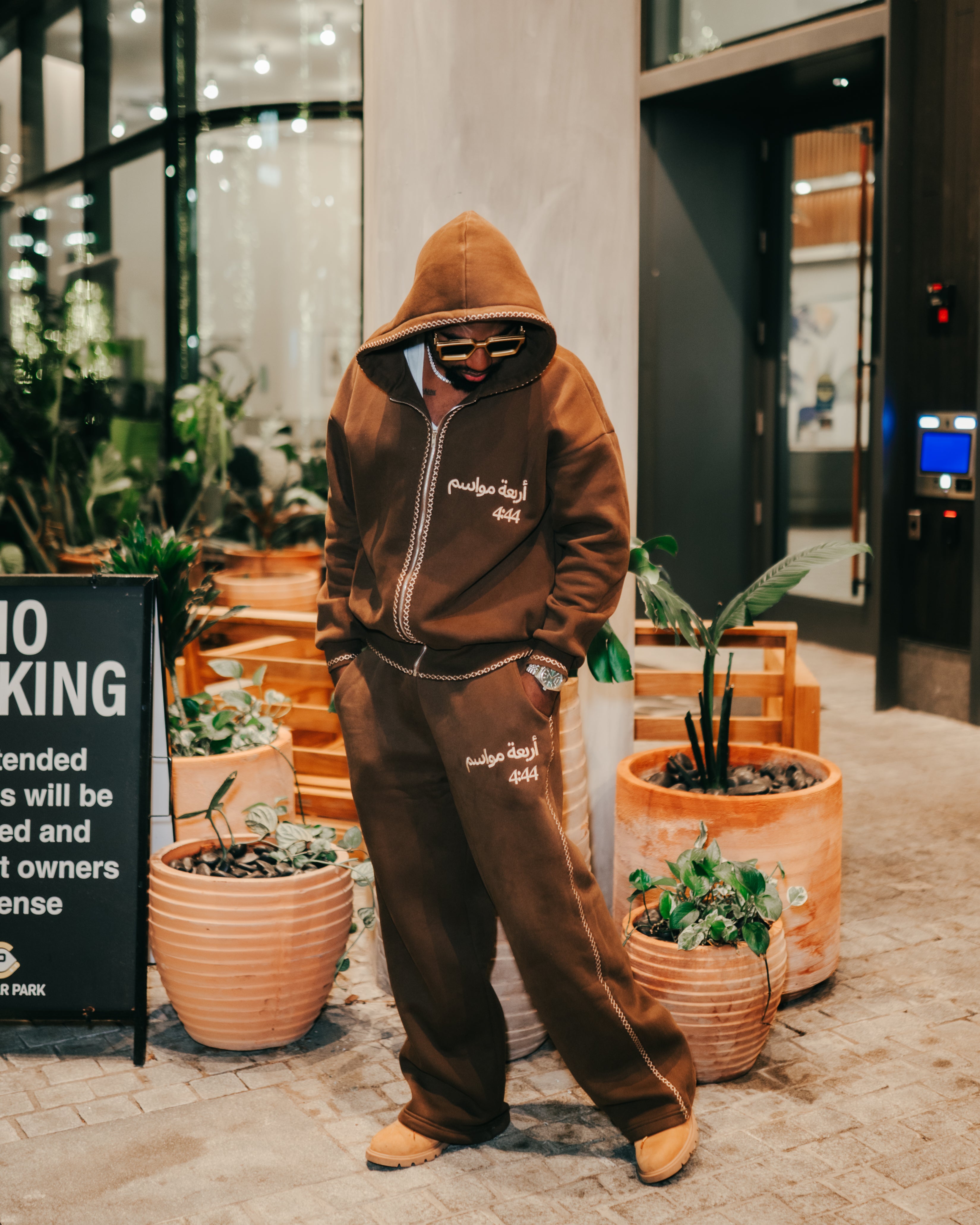 mocha Saudi. league jogger